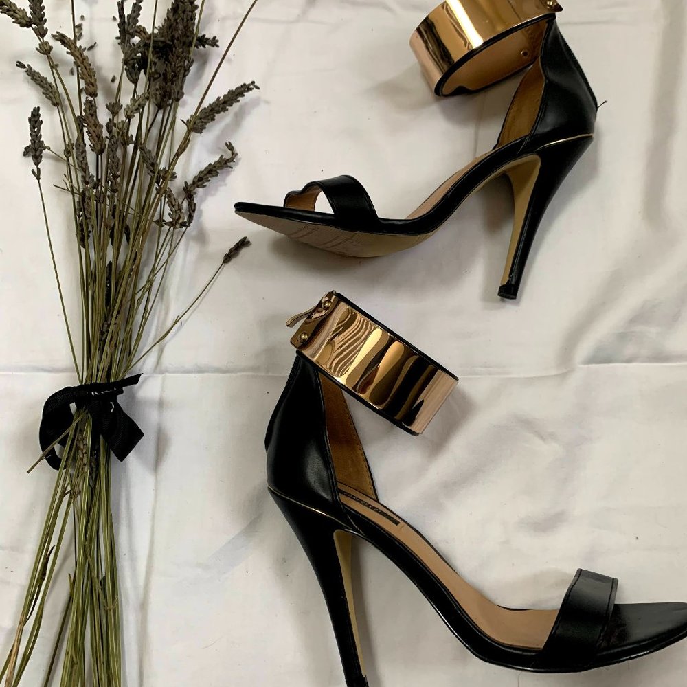 Forever 21 Heel